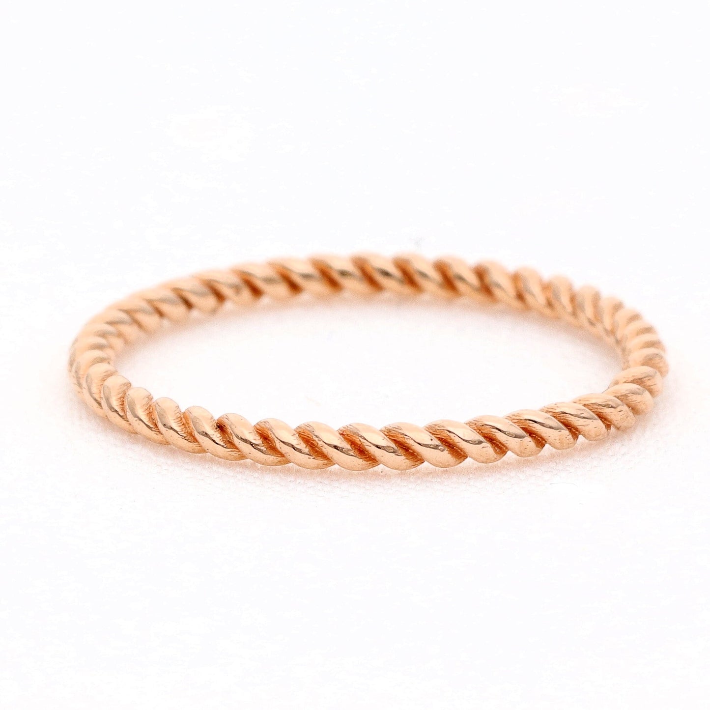 Minimalistinis auksinis žiedas