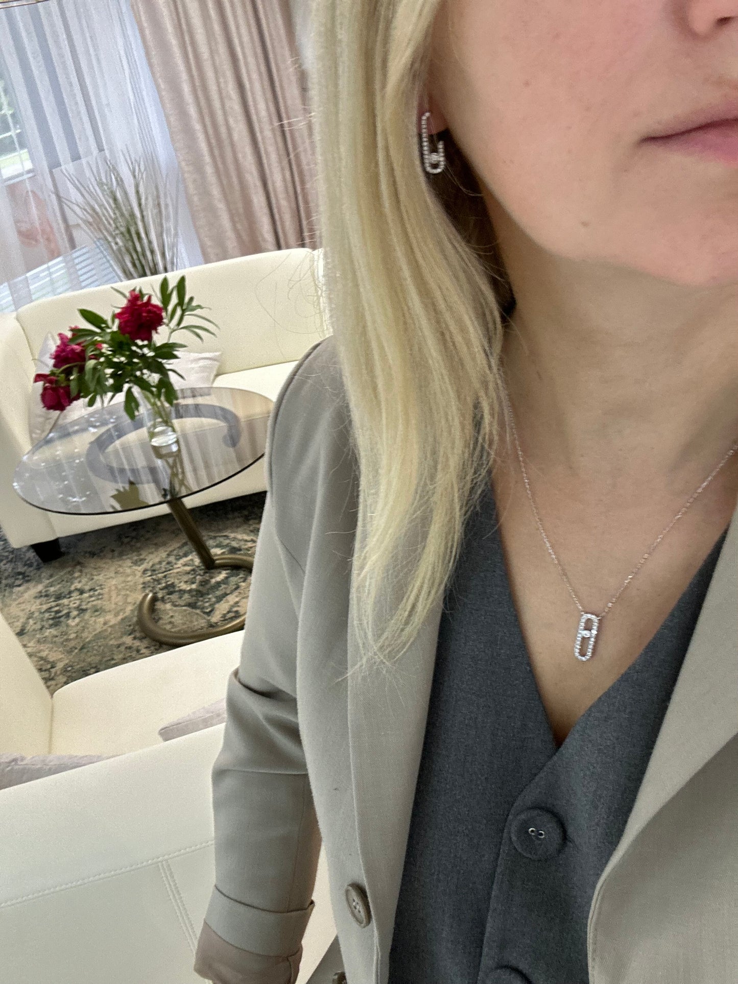 Sidabrinė grandinėlė su pakabuku