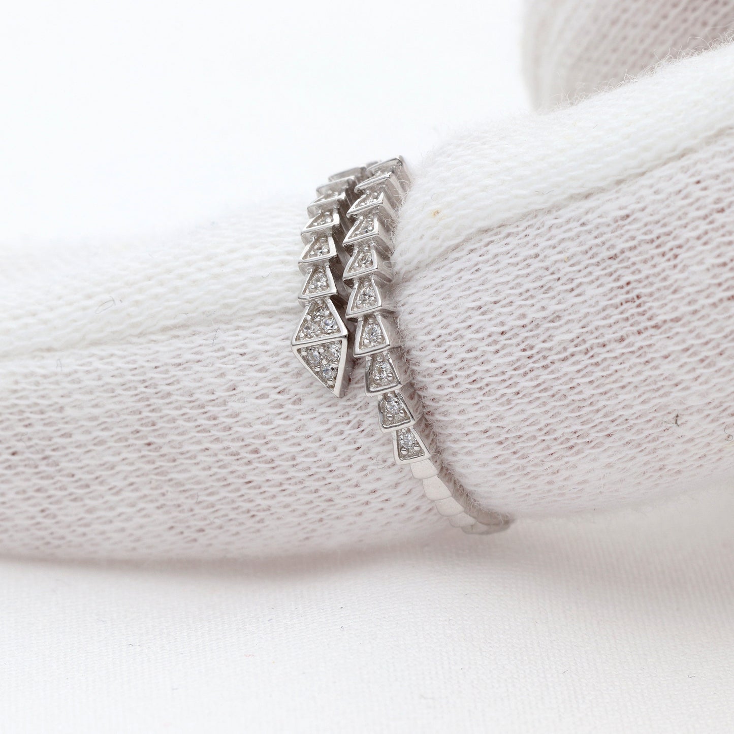 Sidabrinis žiedas Gyvatė