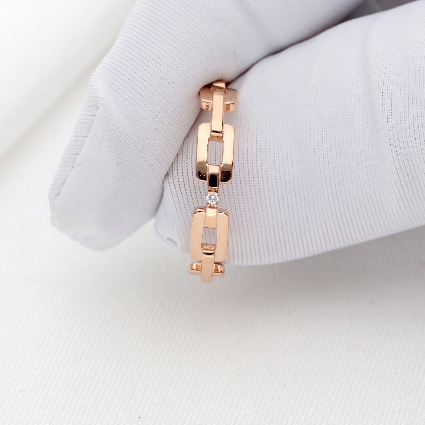 Žiedas su deimantu 0,008 ct
