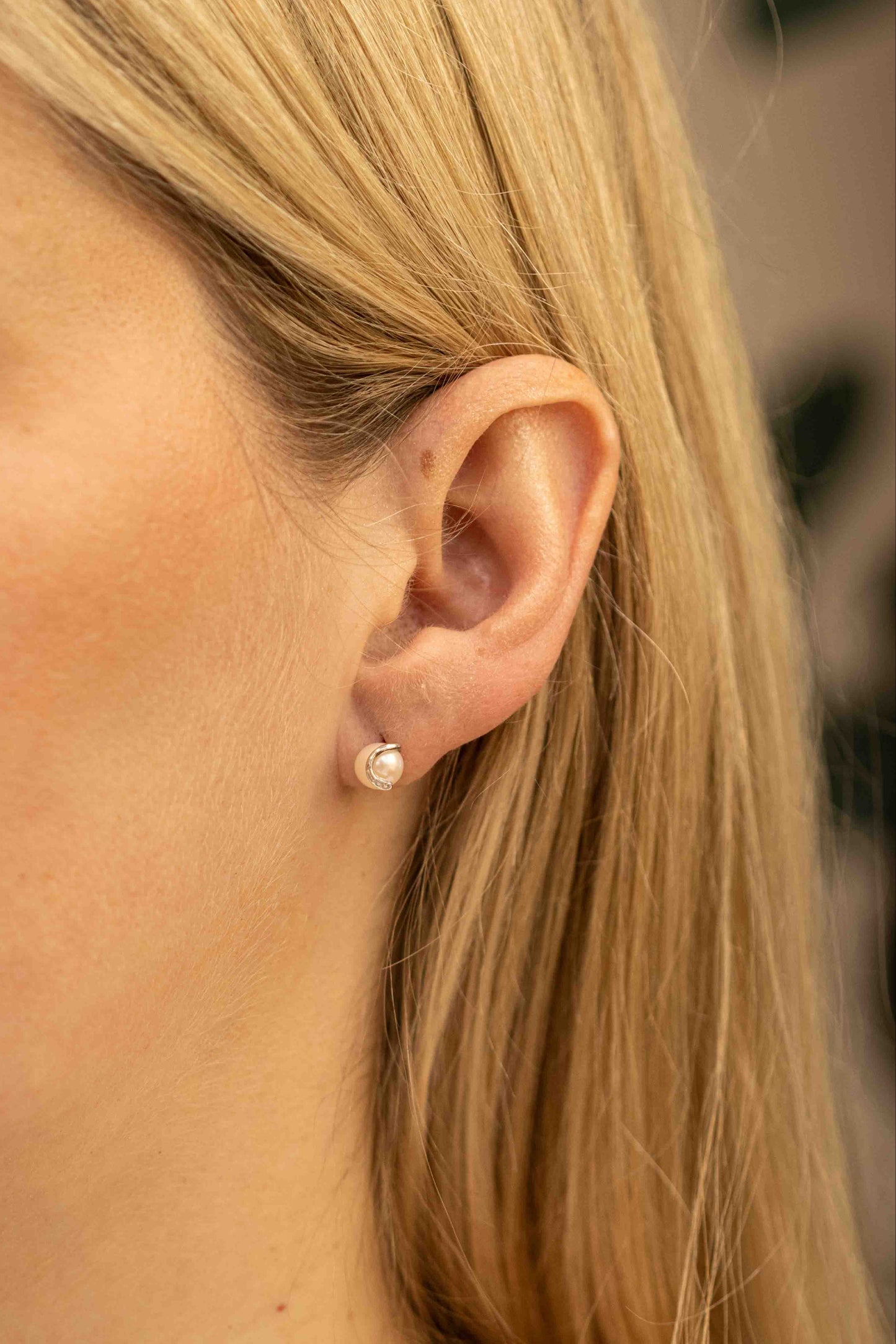 Auksiniai auskarai su perlais ir cirkoniu 585 (raudonas auksas) išparduota