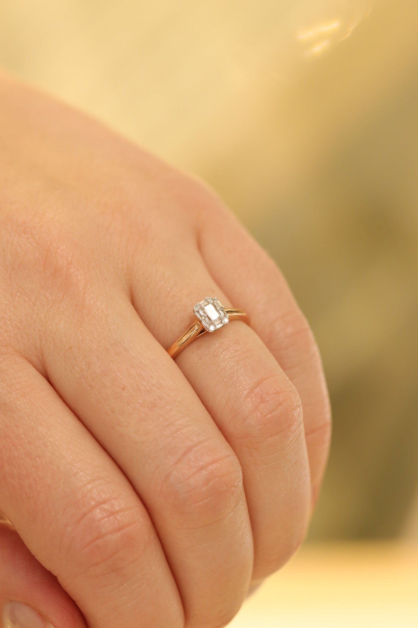 Žiedas su deimantais 0,04 ct