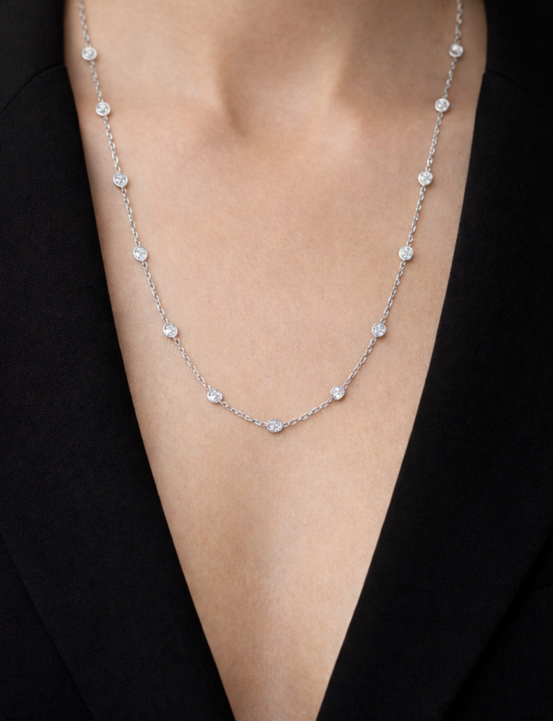 ilga sidabrine grandinele