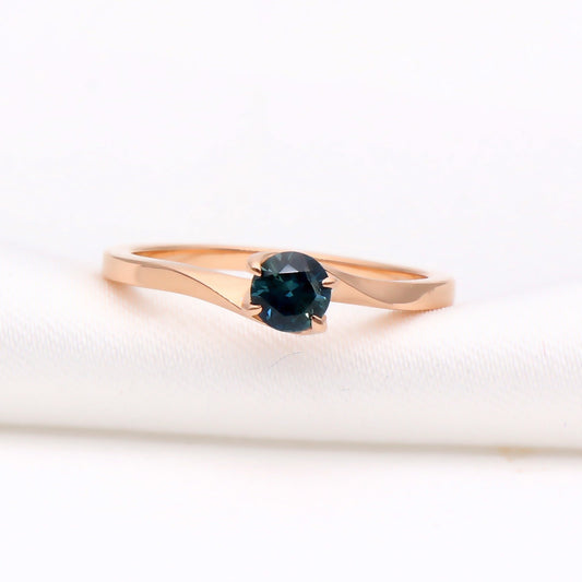 Sužadėtuvių žiedas su Safyru 0,45 ct