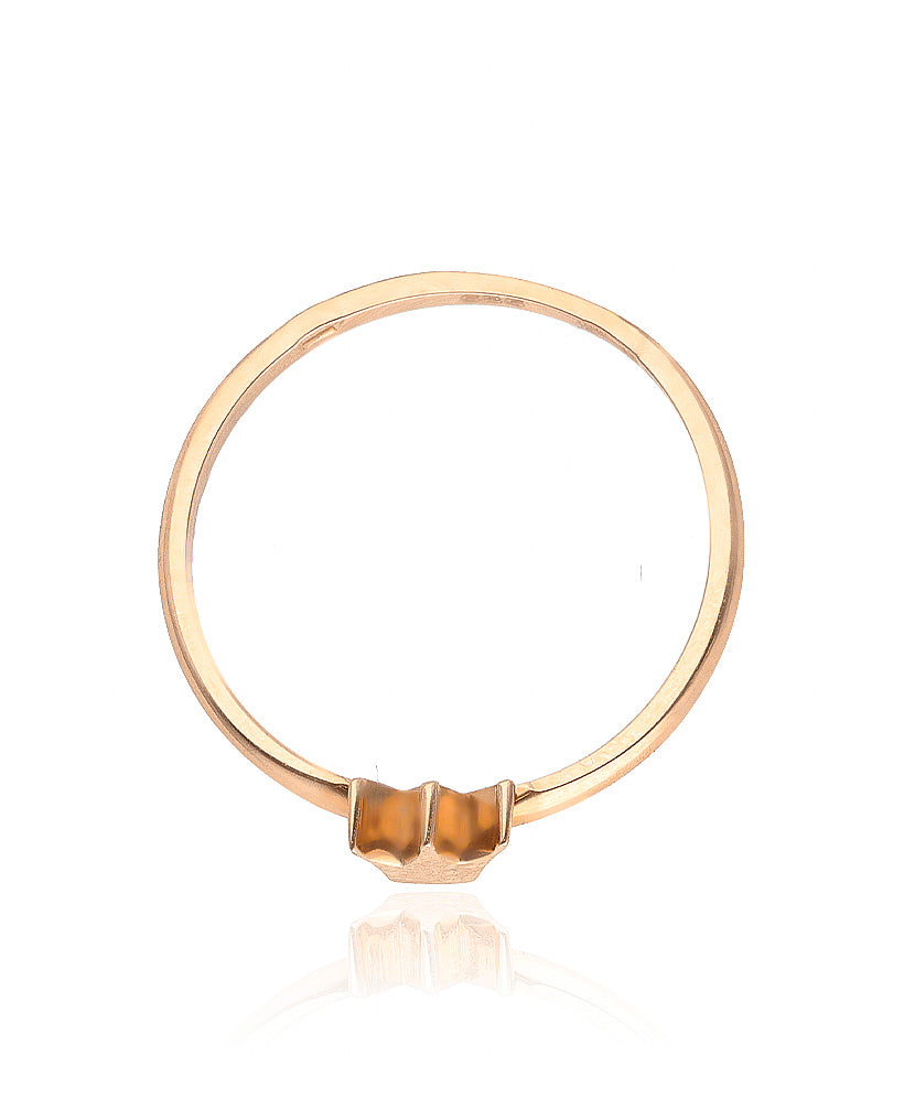 Auksinis žiedas su karūna